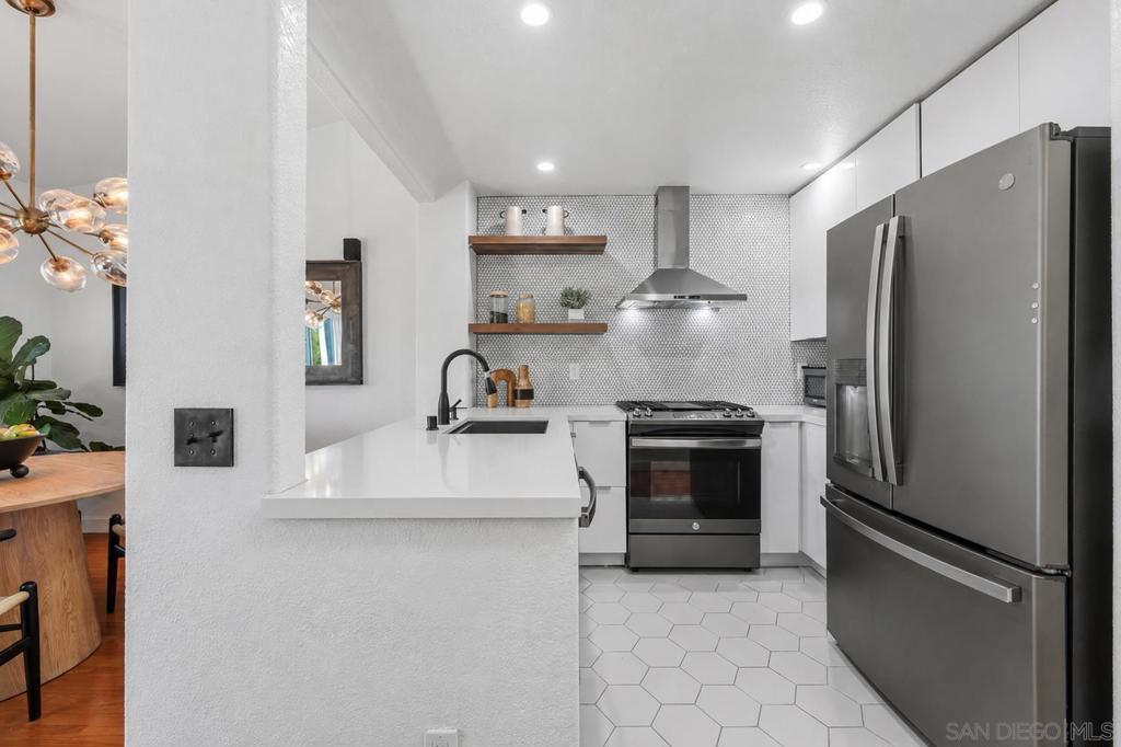 12805 Carriage Rd - photo 5