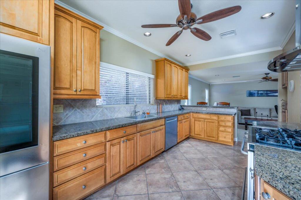 MLS #219140264PS image #14