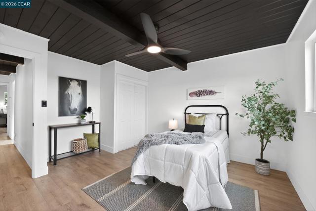 1838 Overhill Rd, Concord CA: https://media.crmls.org/mediaz/8f8e1346-a019-445f-8b4f-e4fe2321e51f.jpg