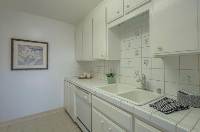 616 Sage Court, Pacific Grove CA: https://media.crmls.org/mediaz/8f8e48ad-dfa0-4996-a10c-1250b5e41594.jpg