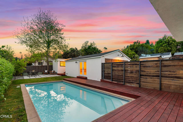 1813 N Avenue 55, Los Angeles CA: https://media.crmls.org/mediaz/8f8ef722-29b1-4a68-bd33-3d8568138826.jpg