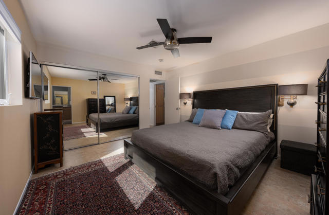 590 N Plaza Amigo, Palm Springs, CA 92262