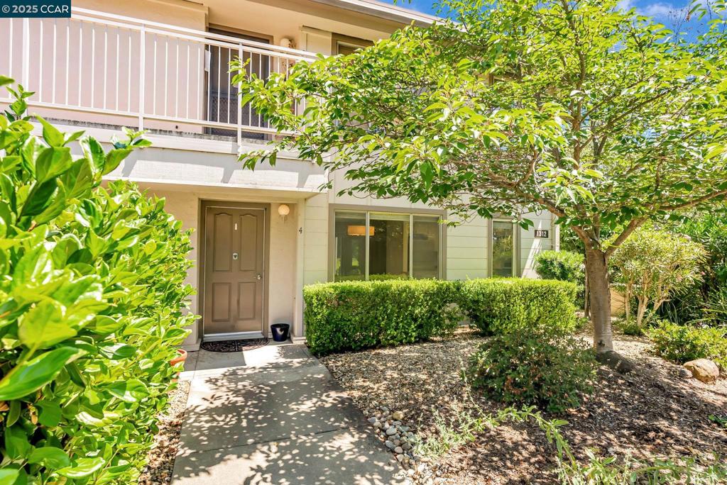1312 Skycrest Dr #4