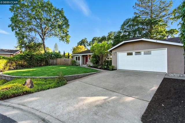 15 Ardmore Ct, Pleasant Hill CA: https://media.crmls.org/mediaz/8f91bb01-aabc-42bf-a8cf-6a0f70264667.jpg