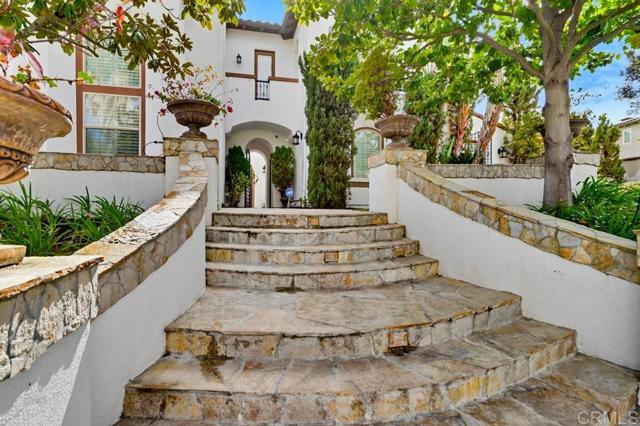 Detail Gallery Image 6 of 32 For 2932 Ranch Gate Rd, Chula Vista,  CA 91914 - 5 Beds | 5 Baths