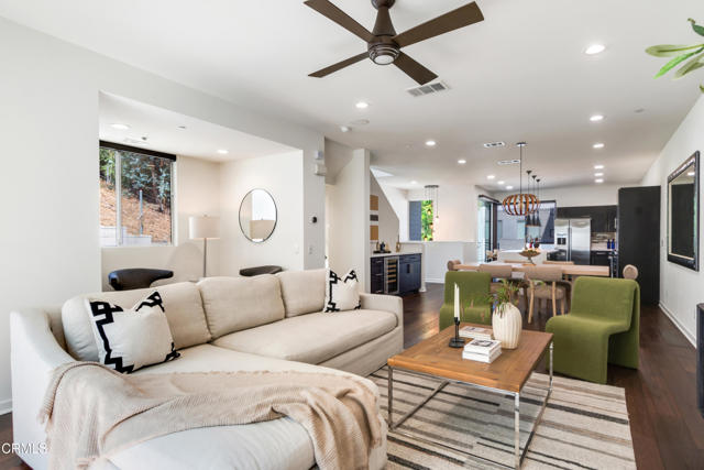 Detail Gallery Image 6 of 28 For 2504 via Artis, Los Angeles,  CA 90039 - 3 Beds | 3 Baths