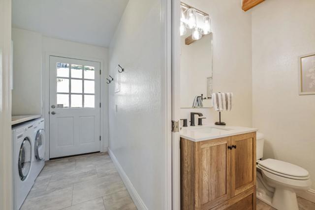 805 Old Mill Pond Road, Los Gatos CA: https://media.crmls.org/mediaz/8f94ebce-c64e-47e2-98b8-f1e581bf1724.jpg