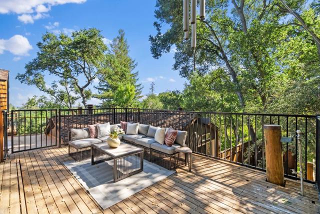 120 Pinta Court, Los Gatos CA: https://media.crmls.org/mediaz/8f95c357-1588-4fcc-82bd-81a410266702.jpg