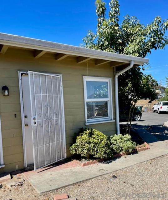 Details for 288 Vista Village Dr, Vista, CA 92083