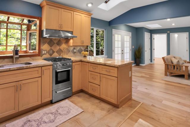 895 Forest Way, Brookdale CA: https://media.crmls.org/mediaz/8f978e93-2a19-43e5-80db-6ace1720f77e.jpg