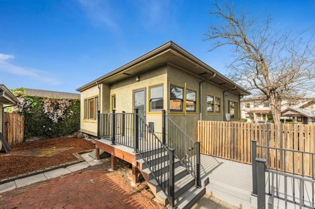 5150 Coronado Avenue, Oakland CA: https://media.crmls.org/mediaz/8f994927-f3a9-48c6-aa6d-f88d6d2cf663.jpg