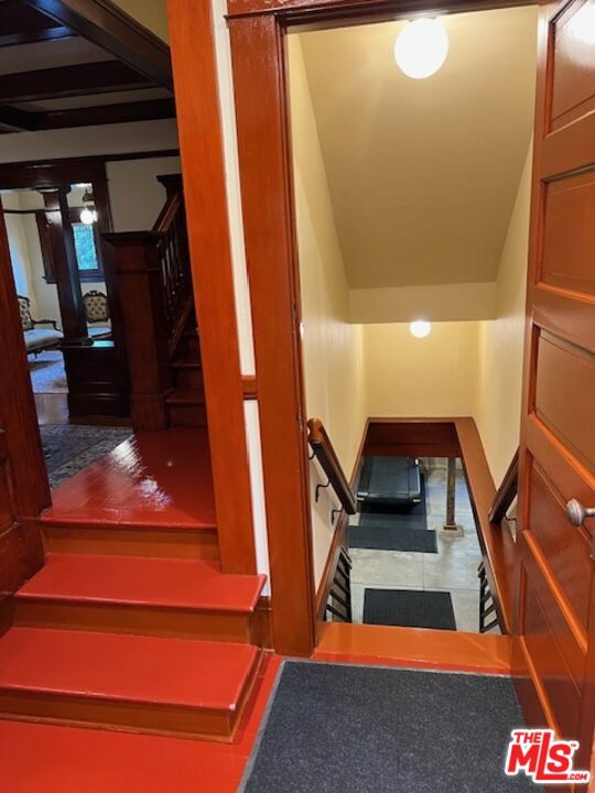 1340 Carroll Avenue, Los Angeles CA: https://media.crmls.org/mediaz/8f9a05af-77d8-40a6-9f8d-7fae131c7f37.jpg