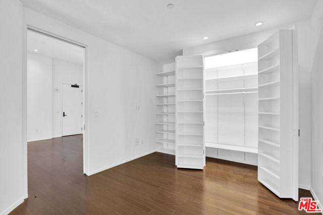 1645 Vine Street, Los Angeles CA: https://media.crmls.org/mediaz/8f9b11e7-c336-4ecc-9bf4-3256057b08aa.jpg