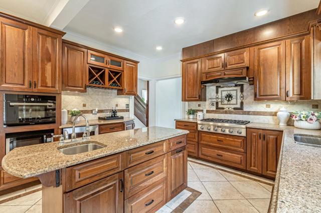 Image 10 of 54 For 2064 Alameda Way