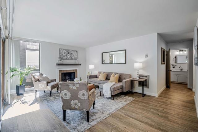 2700 Le Conte Avenue, Berkeley CA: https://media.crmls.org/mediaz/8f9b90fe-d156-4519-84f0-1e6acaa5785f.jpg