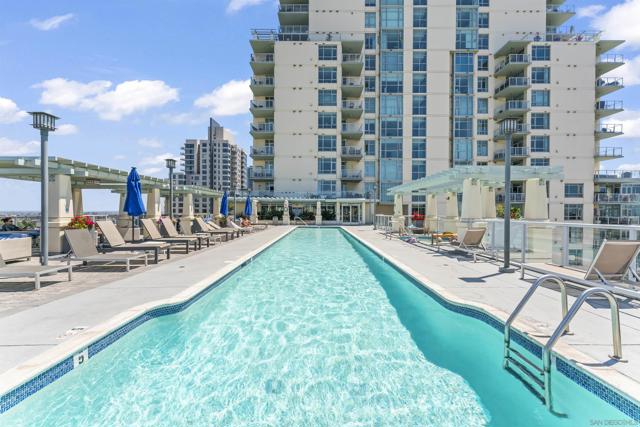 850 Beech Street, San Diego CA: https://media.crmls.org/mediaz/8f9c9dcd-e94b-4c42-bdc8-7f07304ec574.jpg