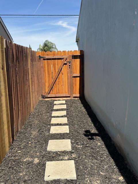401 San Joaquin Avenue, Antioch CA: https://media.crmls.org/mediaz/8f9cb5fb-8712-4092-b317-64a144a0feb9.jpg