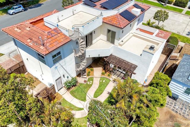 4790 Everts Street, San Diego CA: https://media.crmls.org/mediaz/8f9d0b9a-0a62-4515-a3a6-16bdc8663862.jpg