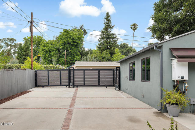 Detail Gallery Image 39 of 40 For 987 Bell St, Pasadena,  CA 91104 - 4 Beds | 5 Baths