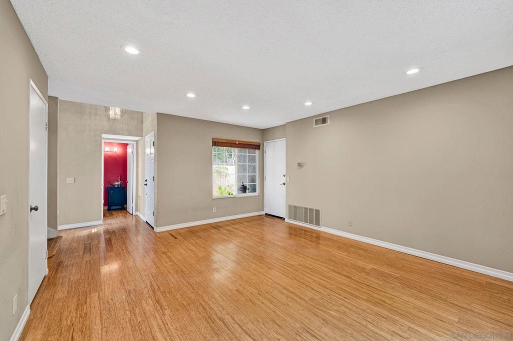 MLS #250041383SD image #6