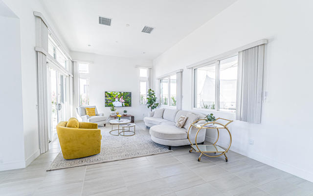 814 Nugget Lane, Palm Springs CA: https://media.crmls.org/mediaz/8f9f4221-4364-4b41-b74d-7e0b41f55cc2.jpg