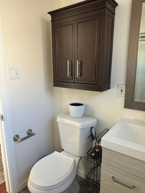 972 Haven Avenue, Redwood City CA: https://media.crmls.org/mediaz/8f9fc065-1d8d-4c9e-8393-950dafec9bea.jpg