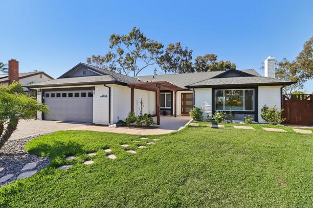 Detail Gallery Image 12 of 72 For 1358 Walnutview Dr, Encinitas,  CA 92024 - 4 Beds | 2 Baths