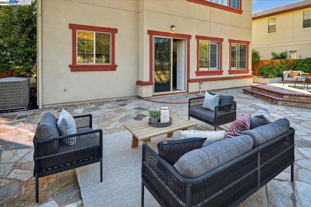 7829 Ridgeline Place, Dublin CA: https://media.crmls.org/mediaz/8fa15c4a-1965-4497-b0bb-f02280cec12a.jpg