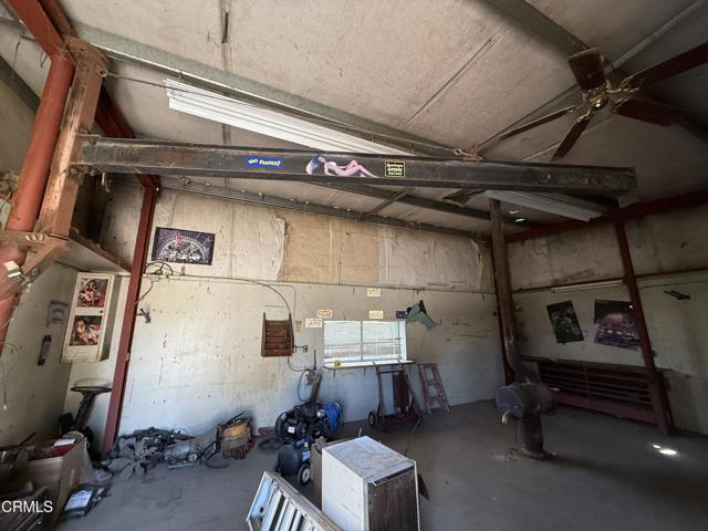 Detail Gallery Image 6 of 9 For 16745 Stephenie St, Bakersfield,  CA 93314 - 3 Beds | 3 Baths