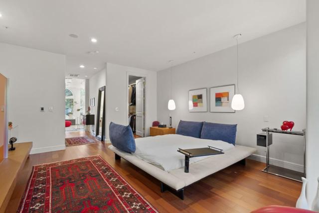 199 Kings Court, San Carlos CA: https://media.crmls.org/mediaz/8fa26b83-3a9f-4421-a23f-d56bc57fd0b5.jpg