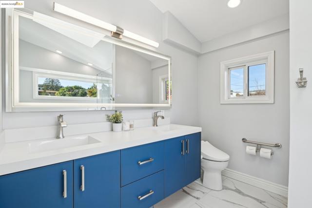 Image 36 of 58 For 1822 Arlington Blvd