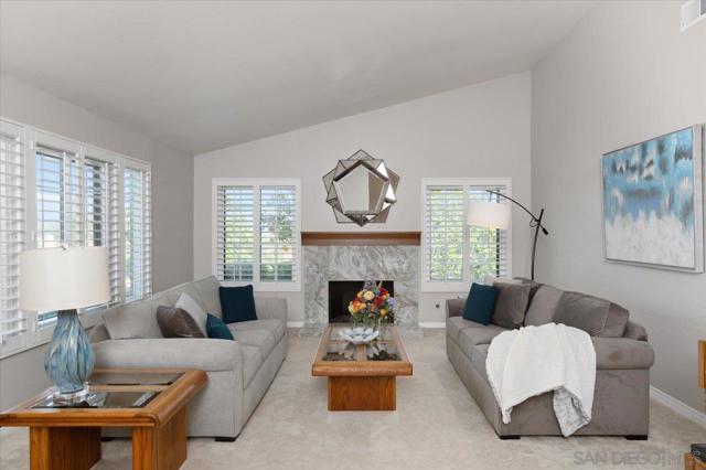 1373 Stoneridge Circle, Escondido CA: https://media.crmls.org/mediaz/8fa3fa2b-a7a3-4db5-8c29-000cbca1eee4.jpg
