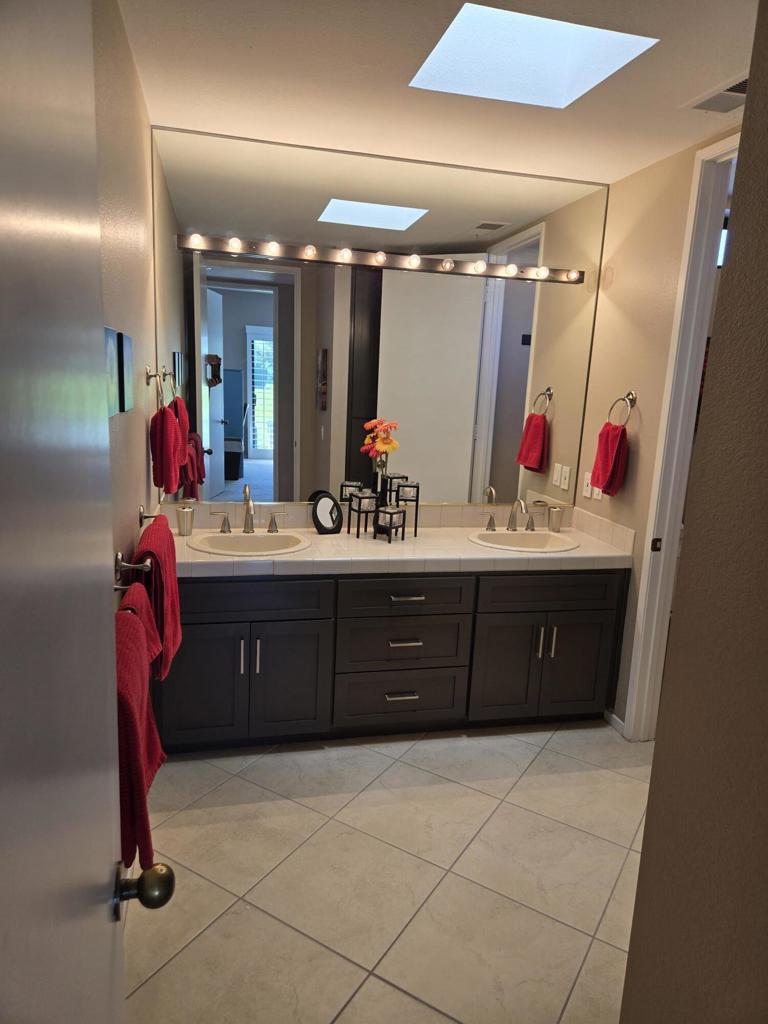 MLS #219138945DA image #13