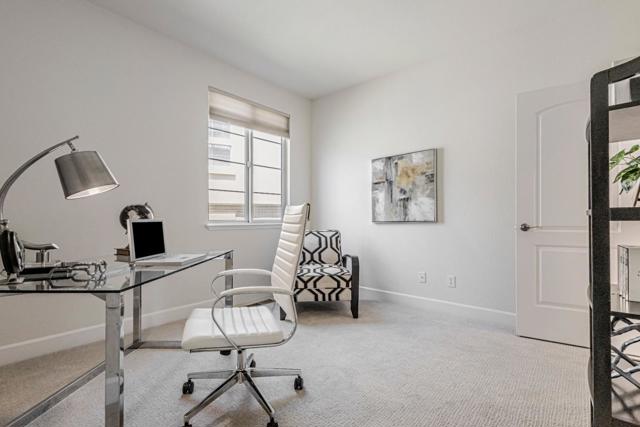 33 Lupine Valley Court, Brisbane CA: https://media.crmls.org/mediaz/8fa4ddd1-f64e-40da-8997-0b929228456b.jpg