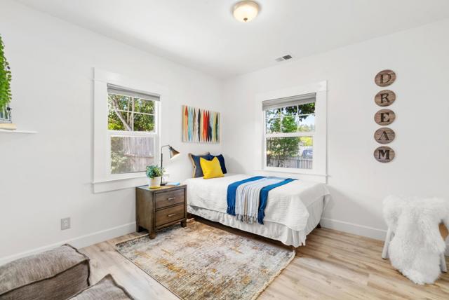 130 Parnell Street, Santa Cruz CA: https://media.crmls.org/mediaz/8fa4eb96-8875-45dc-af57-4978883c81dd.jpg