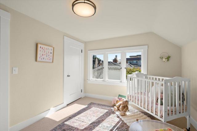 211 2nd Avenue, Santa Cruz CA: https://media.crmls.org/mediaz/8fa543ee-63af-4c45-b8f2-e596481a1aed.jpg