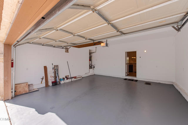 1529 La Verada Court, Camarillo CA: https://media.crmls.org/mediaz/8fa7e82a-81f7-4c30-985e-943e568bc6b3.jpg