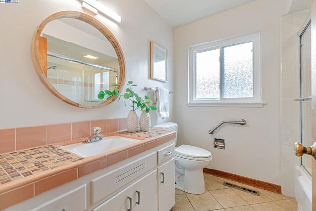 38426 Kimbro St, Fremont CA: https://media.crmls.org/mediaz/8fa944b5-c44d-4929-9b58-75907e2dfed8.jpg
