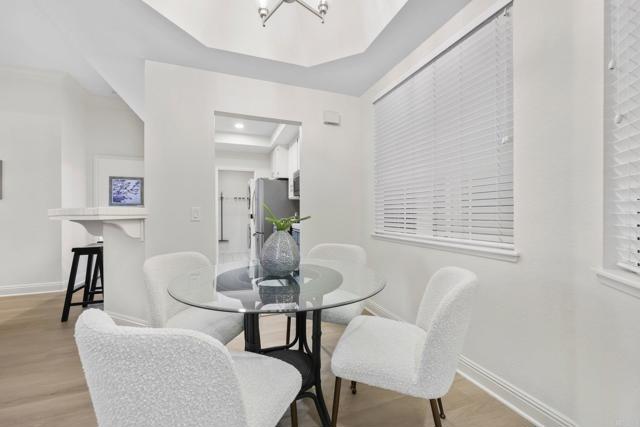 Detail Gallery Image 6 of 38 For 521 Arbor Dr #105,  San Diego,  CA 92103 - 2 Beds | 2/1 Baths