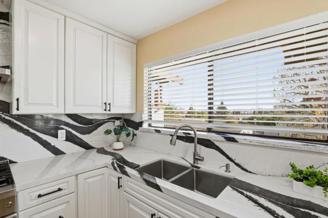 130 Georges Drive, Hollister CA: https://media.crmls.org/mediaz/8fa9cafe-94a2-4cc8-b8f4-7107f8823fa1.jpg