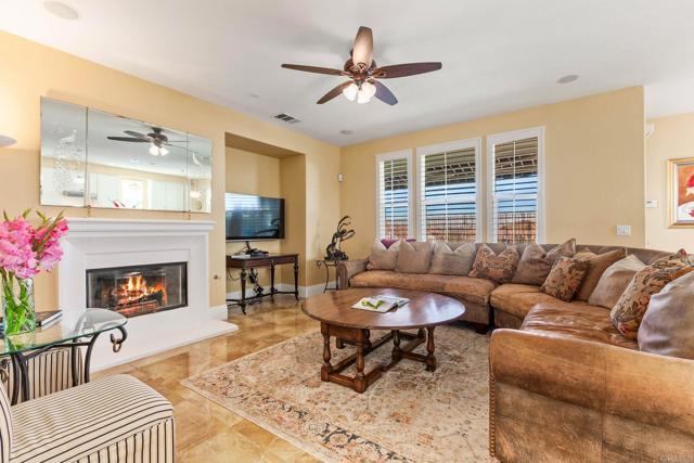 891 Antilla Way, San Marcos CA: https://media.crmls.org/mediaz/8faa333b-4a80-406f-896b-60e9db0c3407.jpg