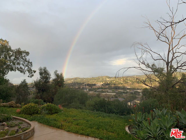 31523 Aguacate Road, San Juan Capistrano CA: https://media.crmls.org/mediaz/8faac080-5133-483a-b92a-ba8d3bd69272.jpg