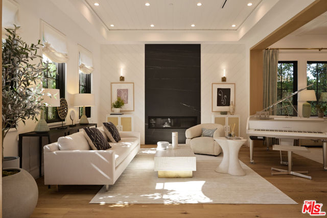 4634 White Oak Avenue, Encino CA: https://media.crmls.org/mediaz/8faad740-1e40-410f-affb-effcf05dd1c8.jpg