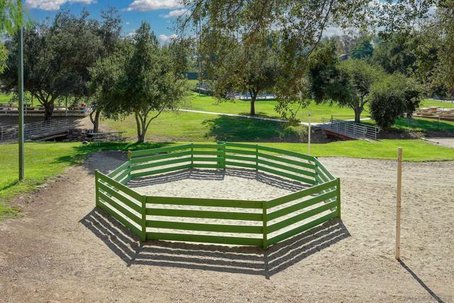 16112 Arena Drive, Ramona CA: https://media.crmls.org/mediaz/8fab7e79-5657-46e3-8820-6c710fb0d5d9.jpg