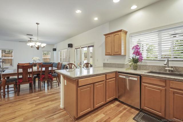 4592 Altadena Ave, San Diego CA: https://media.crmls.org/mediaz/8fac3782-eae4-42a6-9cdf-7d968d1fb592.jpg