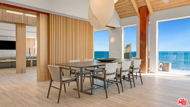 24572 Malibu Road, Malibu CA: https://media.crmls.org/mediaz/8fac6f6b-77d0-4633-9376-bcf156f33635.jpg