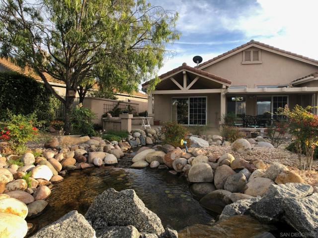 2338 LARKSPUR DR, Alpine CA: https://media.crmls.org/mediaz/8facabea-b0fd-4b69-8e9e-2f64dd353bea.jpg