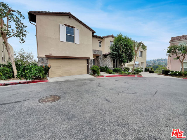 5692 Como Circle, Woodland Hills CA: https://media.crmls.org/mediaz/8facb94f-f244-448b-8f6c-32426d074f30.jpg