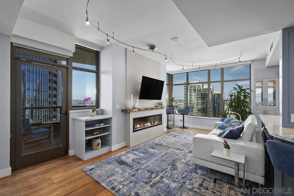 700 E Street - photo 8