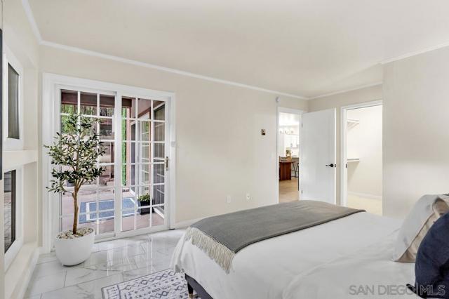 2600 Torrey Pines Rd, La Jolla CA: https://media.crmls.org/mediaz/8fad41e4-9377-4d5a-aa71-8605e69881a6.jpg